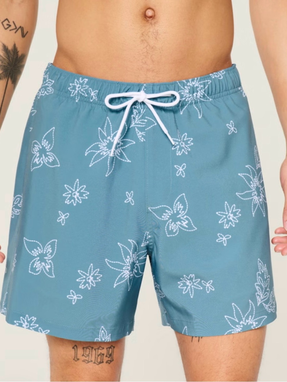 Hollister Men's Blue Floral Swim Trunks Small
